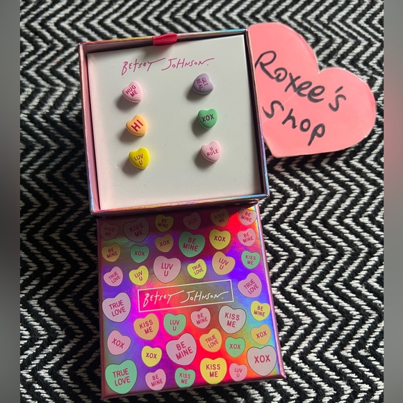 Betsey Johnson Conversation Hearts Earring Set - Picture 2 of 2